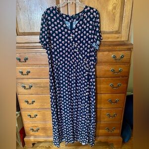 Beautiful Lane Bryant size 18 midi dress. Like new.